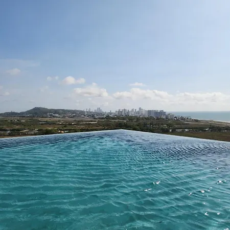 Dominique1409 Con Jacuzzi En Balcon