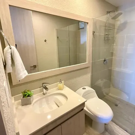 Dominique1409 Con Jacuzzi En Balcon * Cartagena